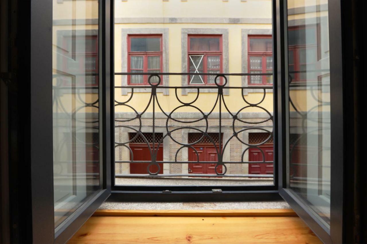 Hm - Pinheiro Downtown Living Apartment Porto Luaran gambar